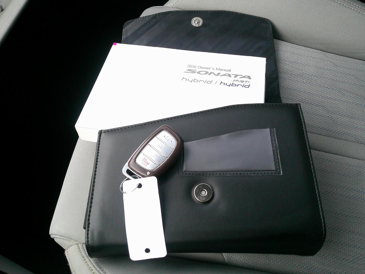 Hyundai Sonata Hybrid 4dr Sdn SE 2016