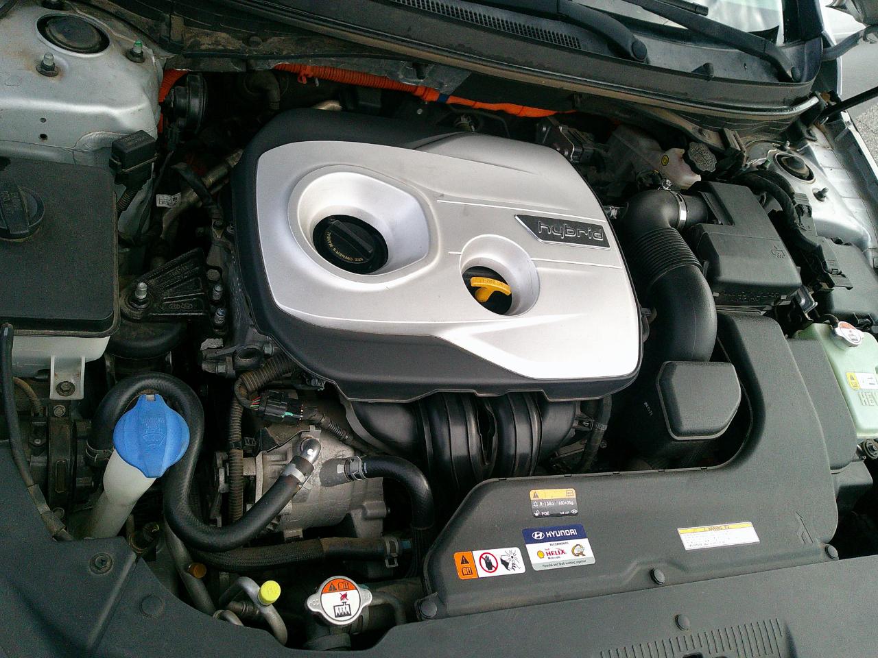 Hyundai Sonata Hybrid 4dr Sdn SE 2016