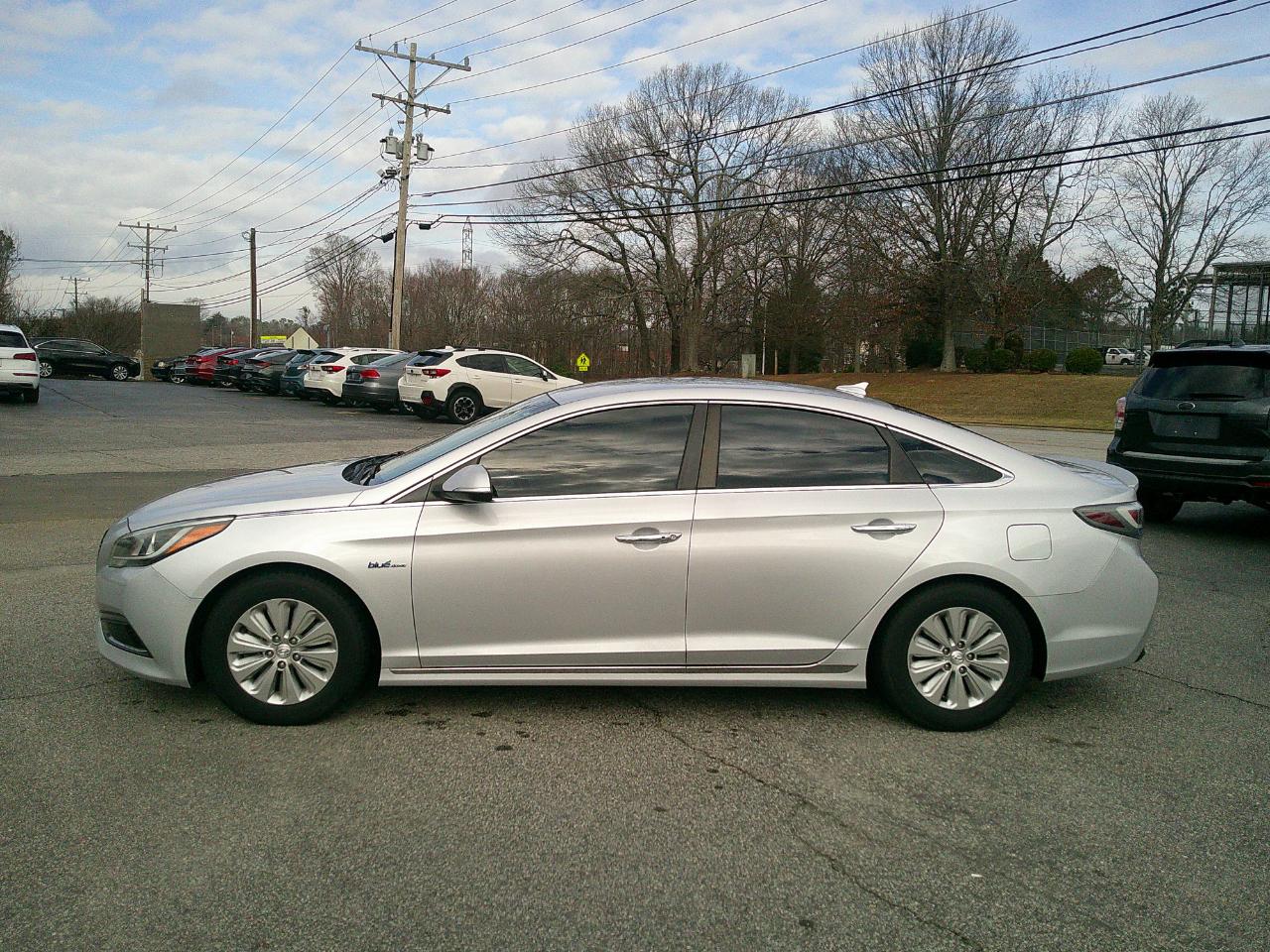 Hyundai Sonata Hybrid 4dr Sdn SE 2016