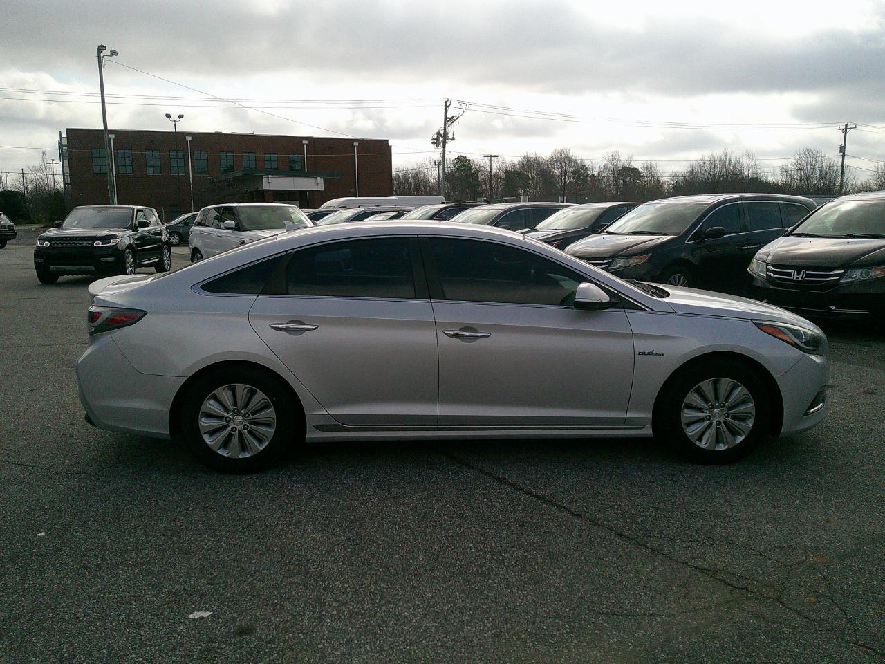 Hyundai Sonata Hybrid 4dr Sdn SE 2016