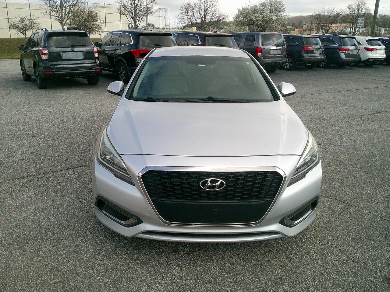 Hyundai Sonata Hybrid 4dr Sdn SE 2016
