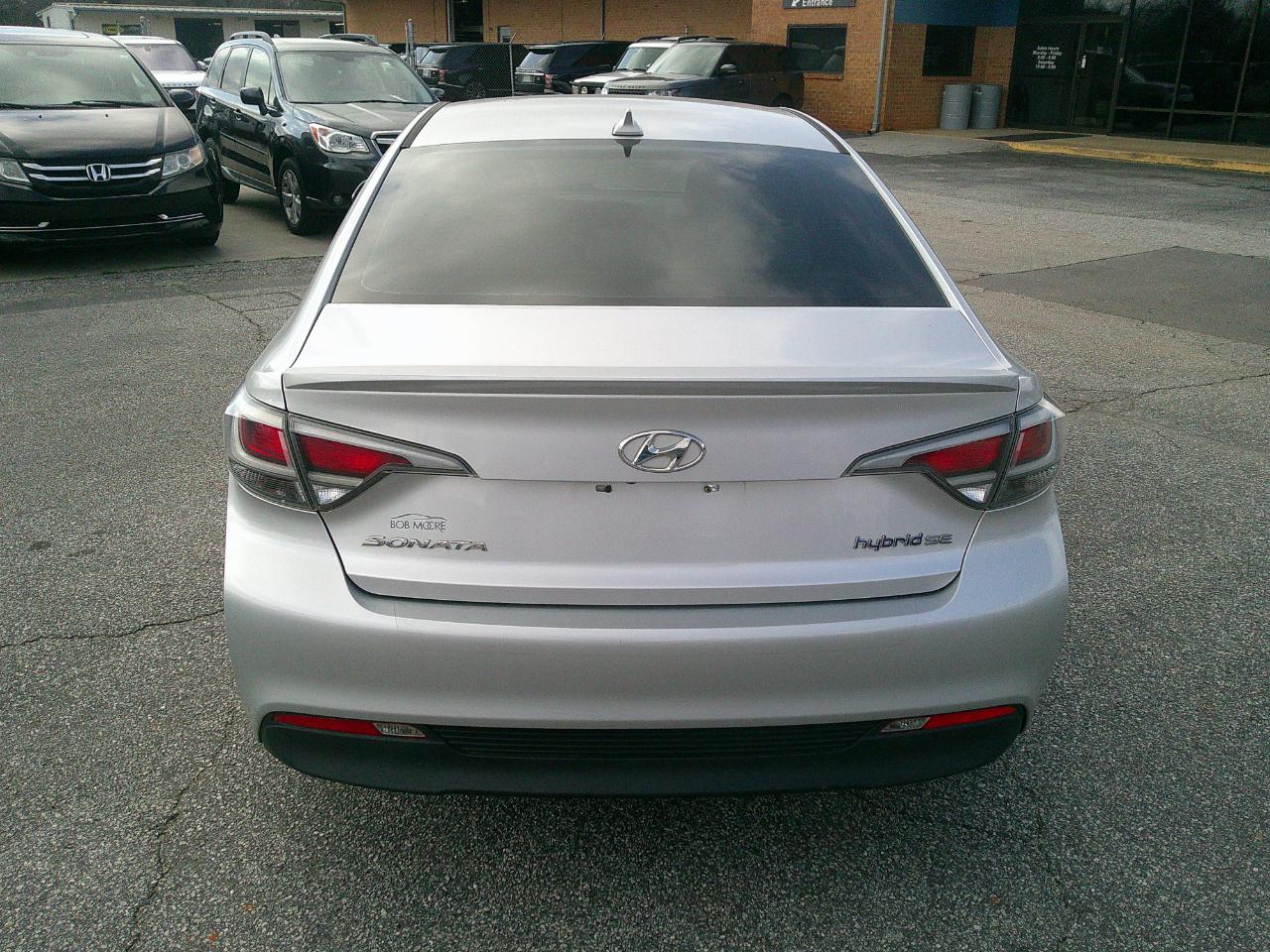 Hyundai Sonata Hybrid 4dr Sdn SE 2016