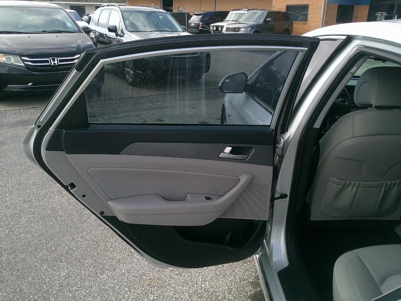 Hyundai Sonata Hybrid 4dr Sdn SE 2016