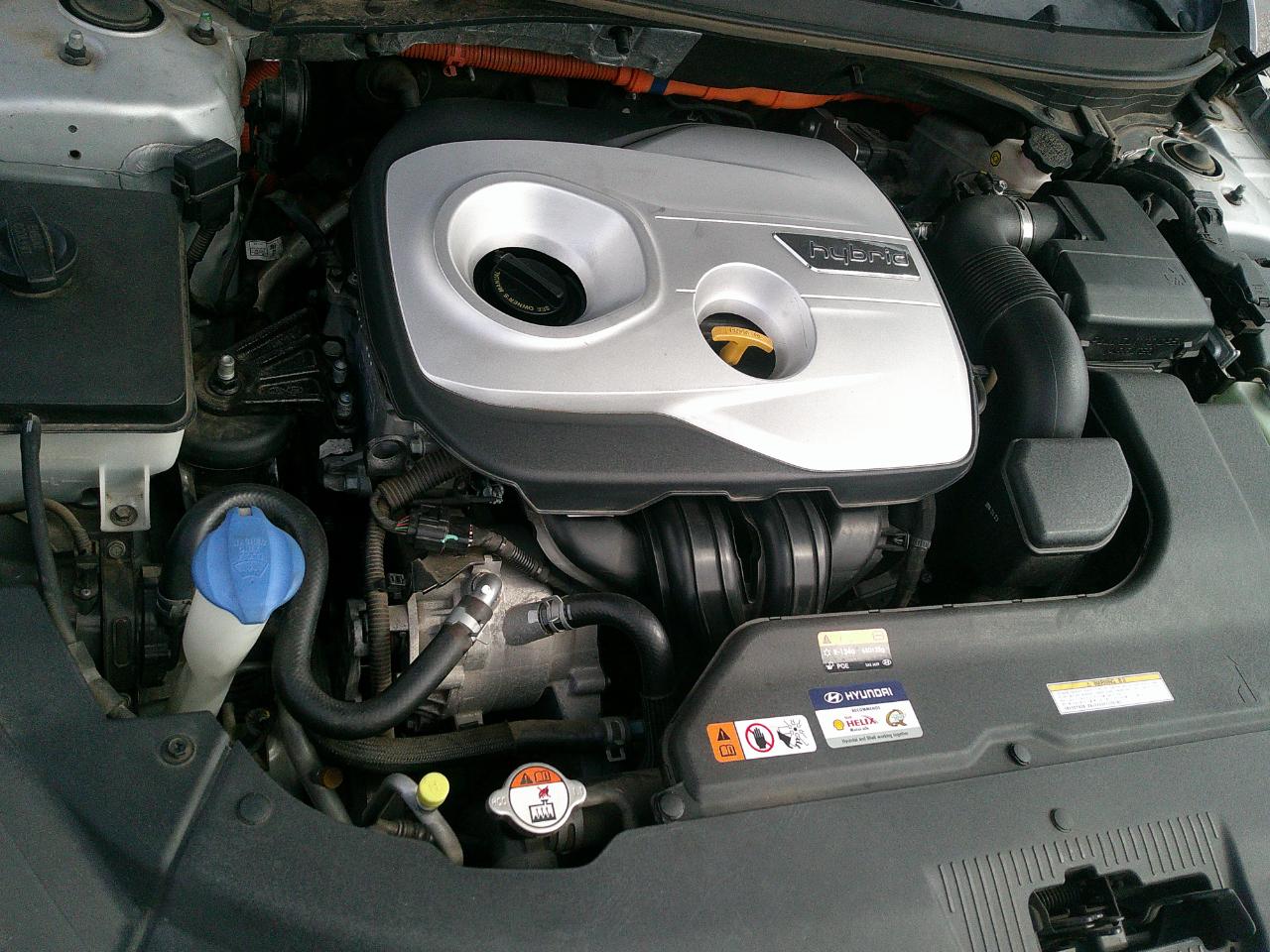 Hyundai Sonata Hybrid 4dr Sdn SE 2016