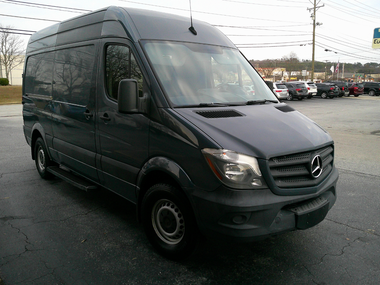 2018 Mercedes-Benz Sprinter Cargo Van 2500 Standard Roof V6 144" Worker RWD