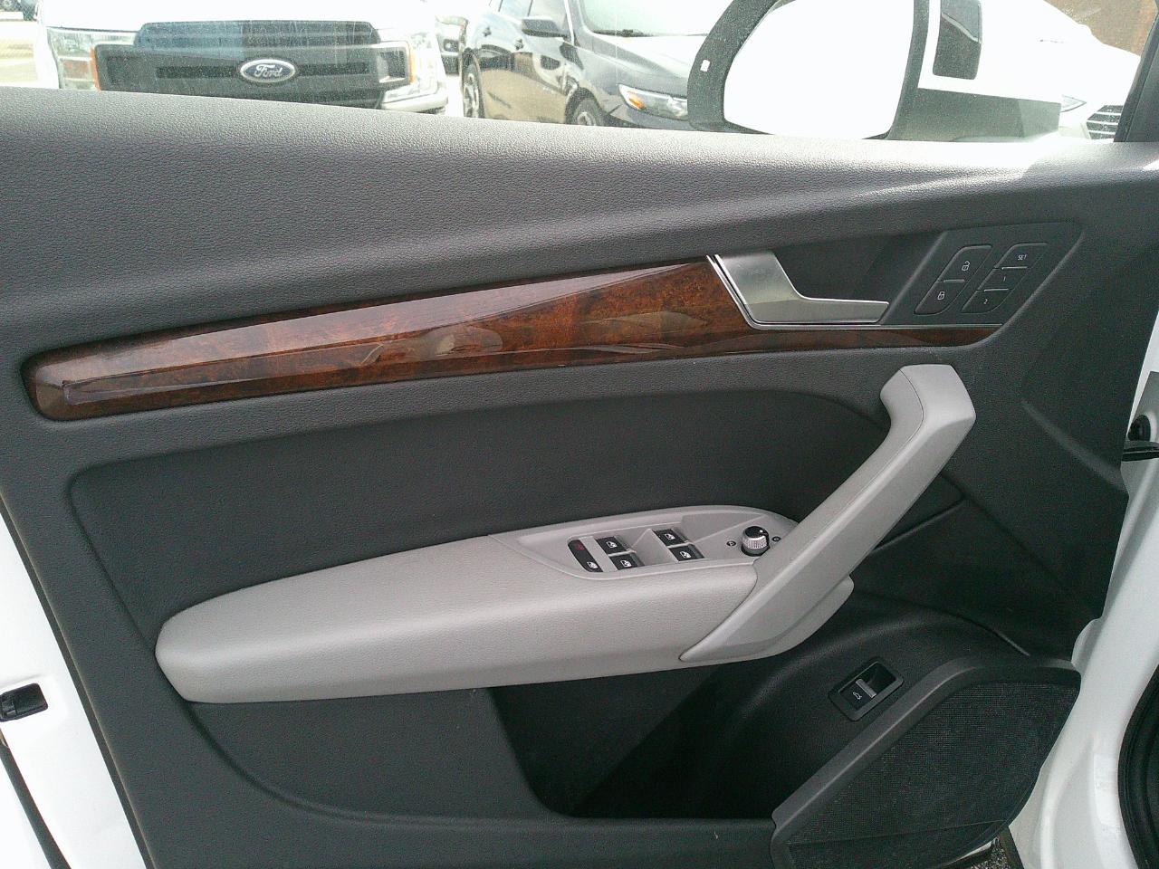 Audi Q5 2.0T Premium Plus quattro 2018