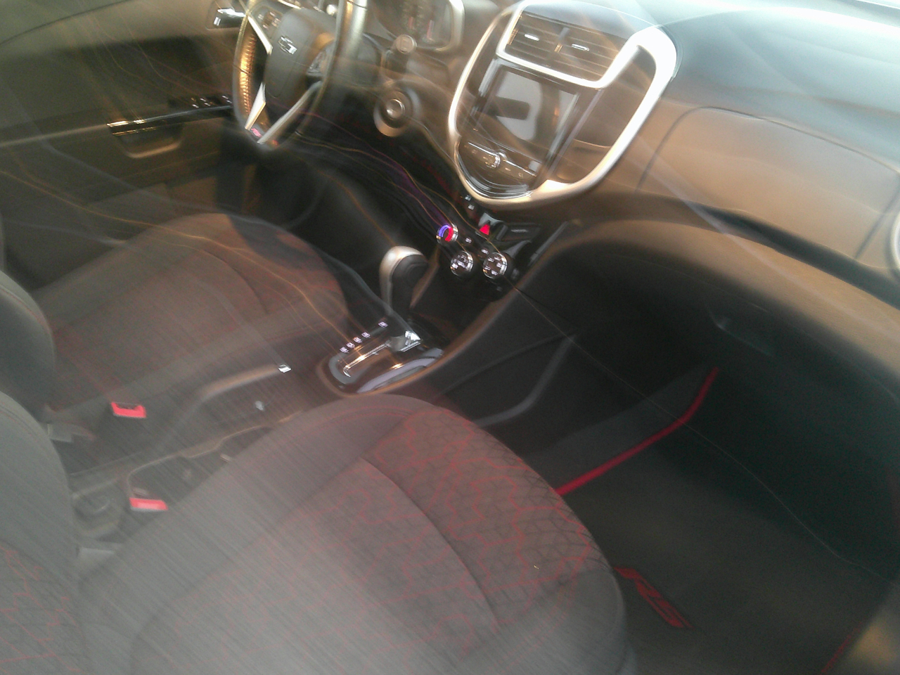 Chevrolet Sonic RS 2018