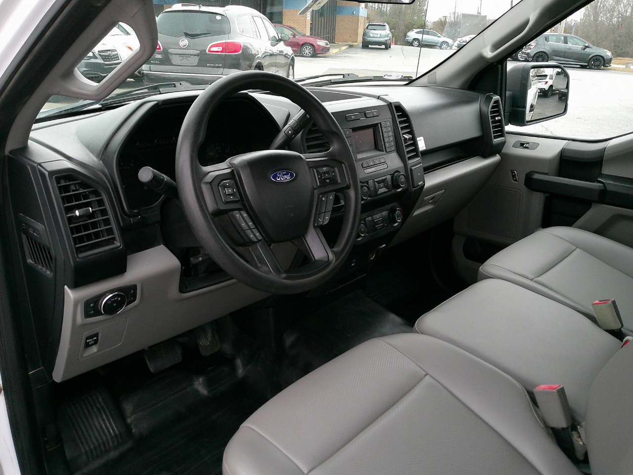 Ford F-150 XL 2WD Reg Cab 8' Box 2019