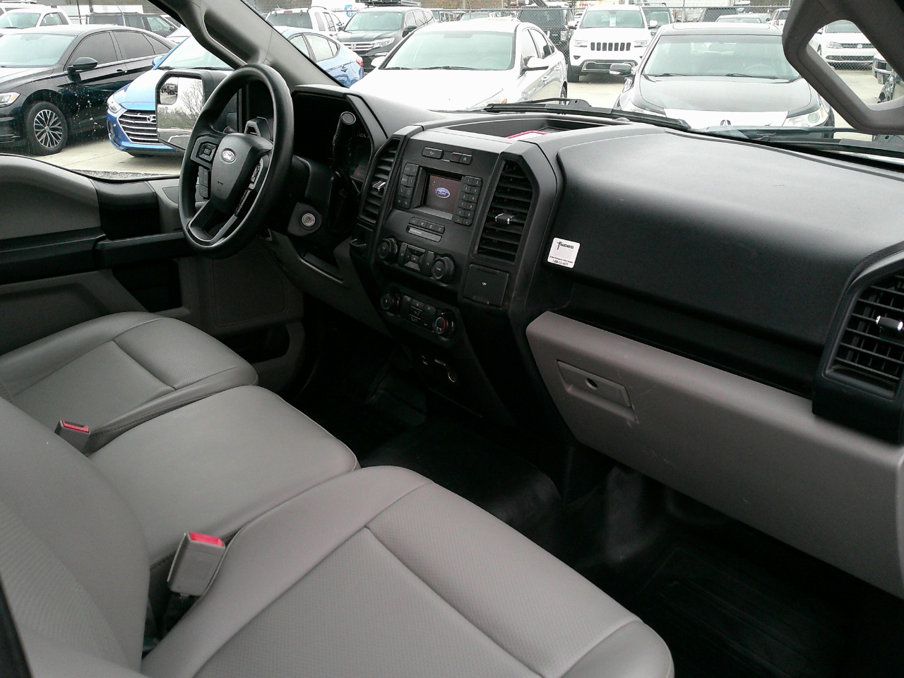 Ford F-150 XL 2WD Reg Cab 8' Box 2019