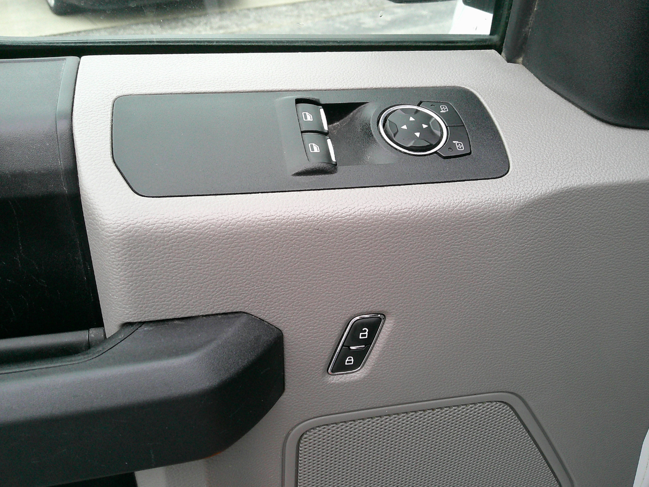 Ford F-150 XL 2WD Reg Cab 8' Box 2019