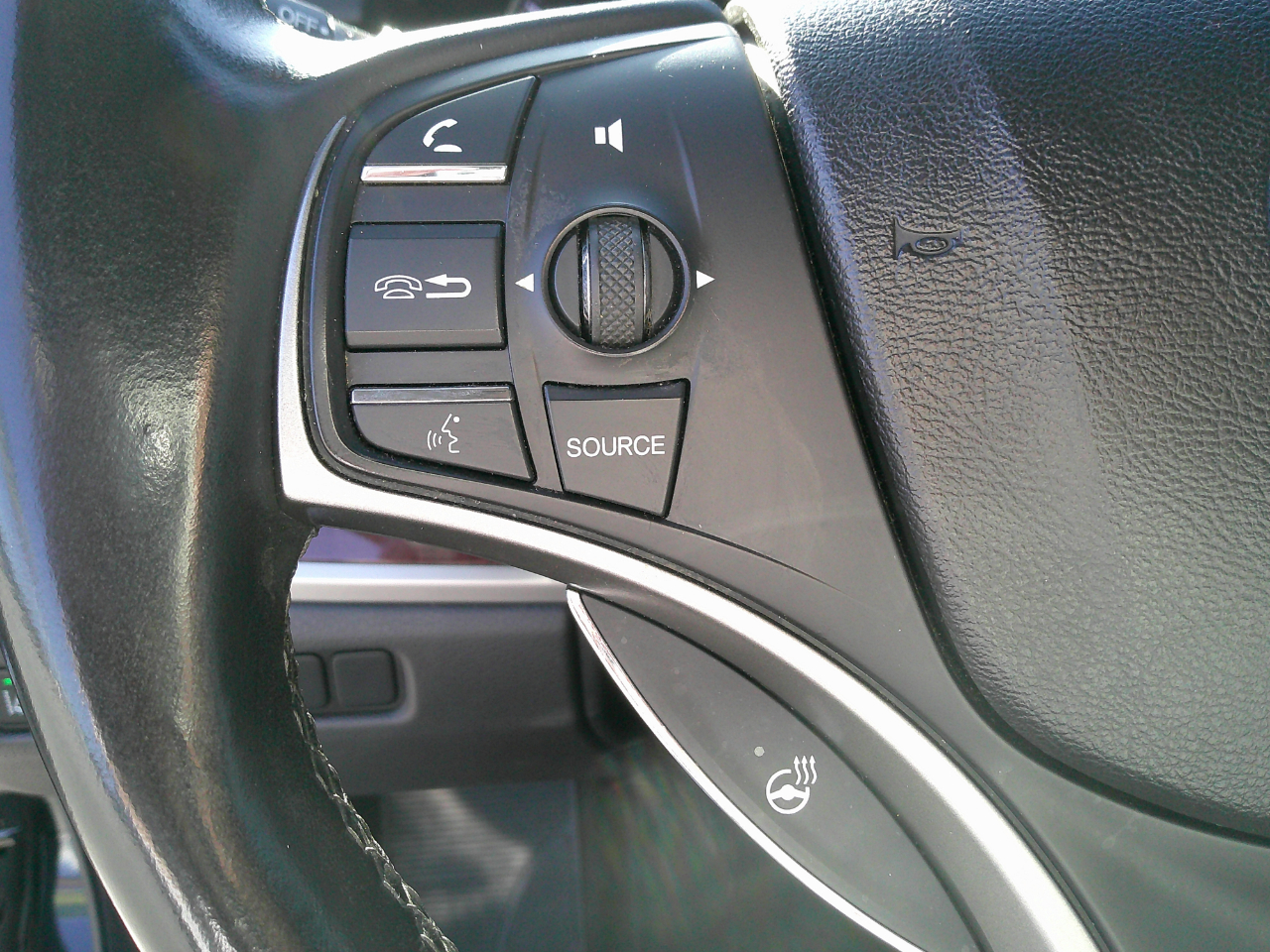 Acura RLX 4dr Sdn Hybrid Advance Pkg 2016