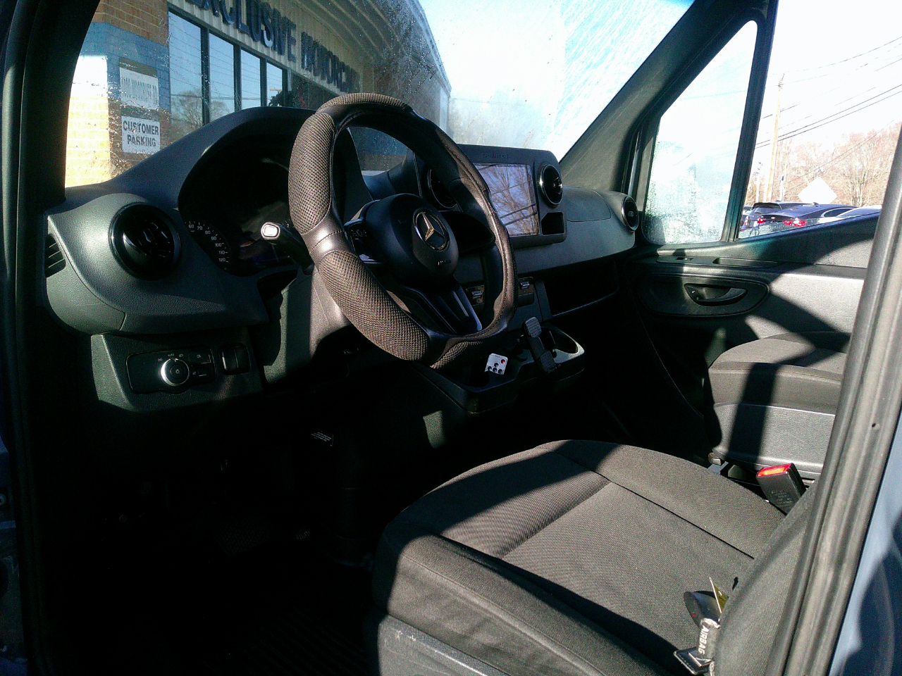 Mercedes-Benz Sprinter Van 2500 High Roof V6 170" RWD 2019