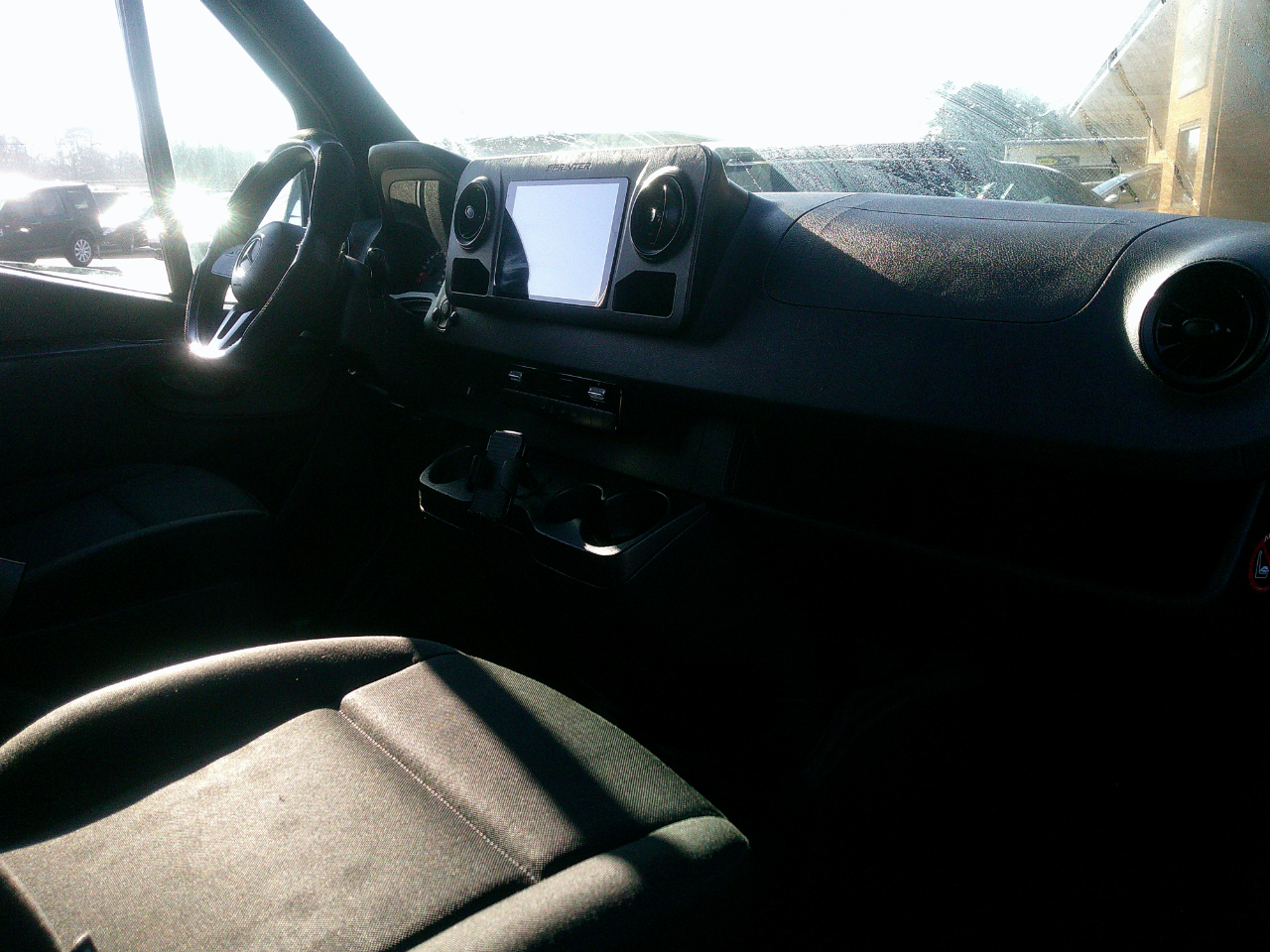 Mercedes-Benz Sprinter Van 2500 High Roof V6 170" RWD 2019