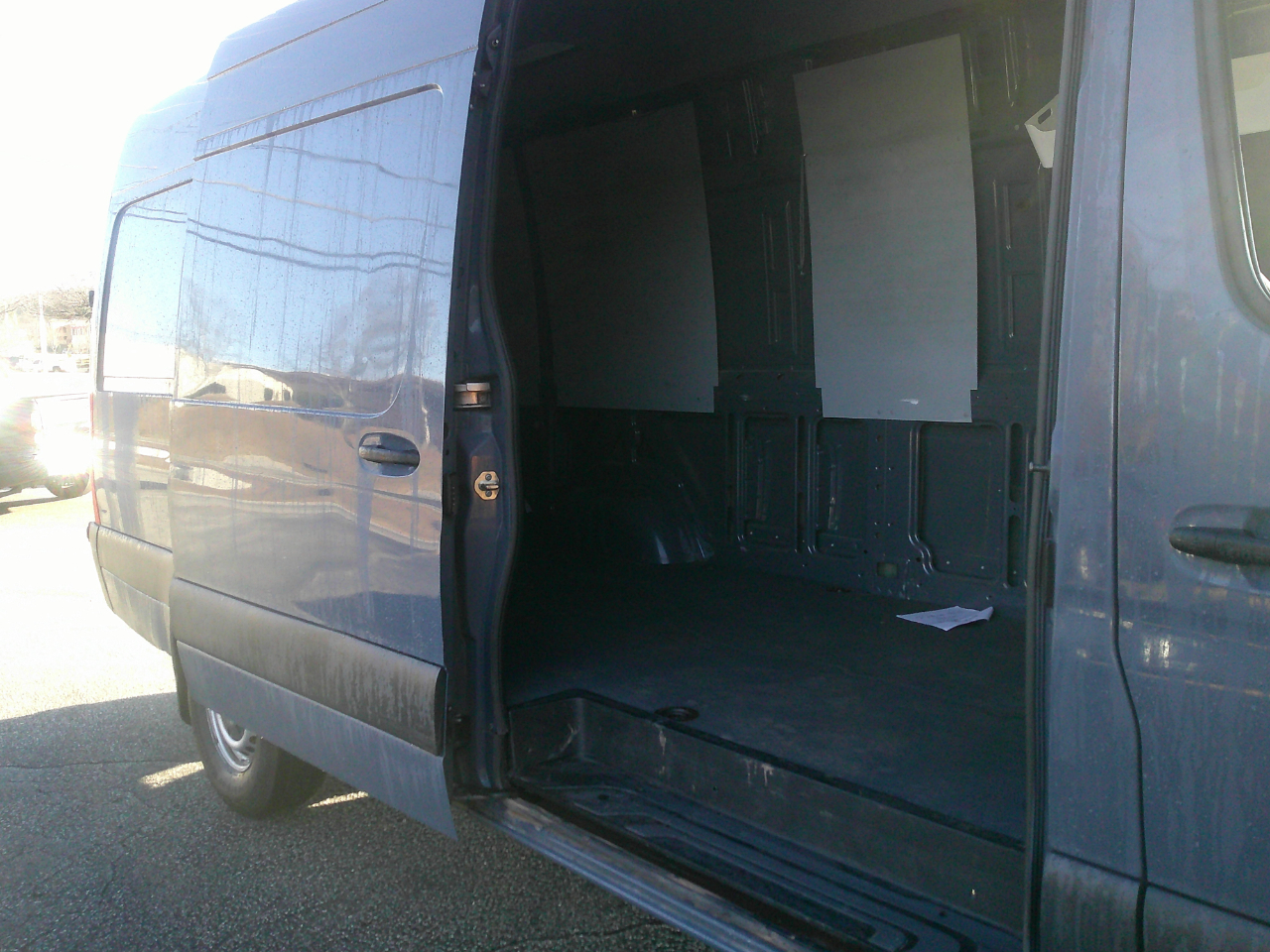 Mercedes-Benz Sprinter Van 2500 High Roof V6 170" RWD 2019