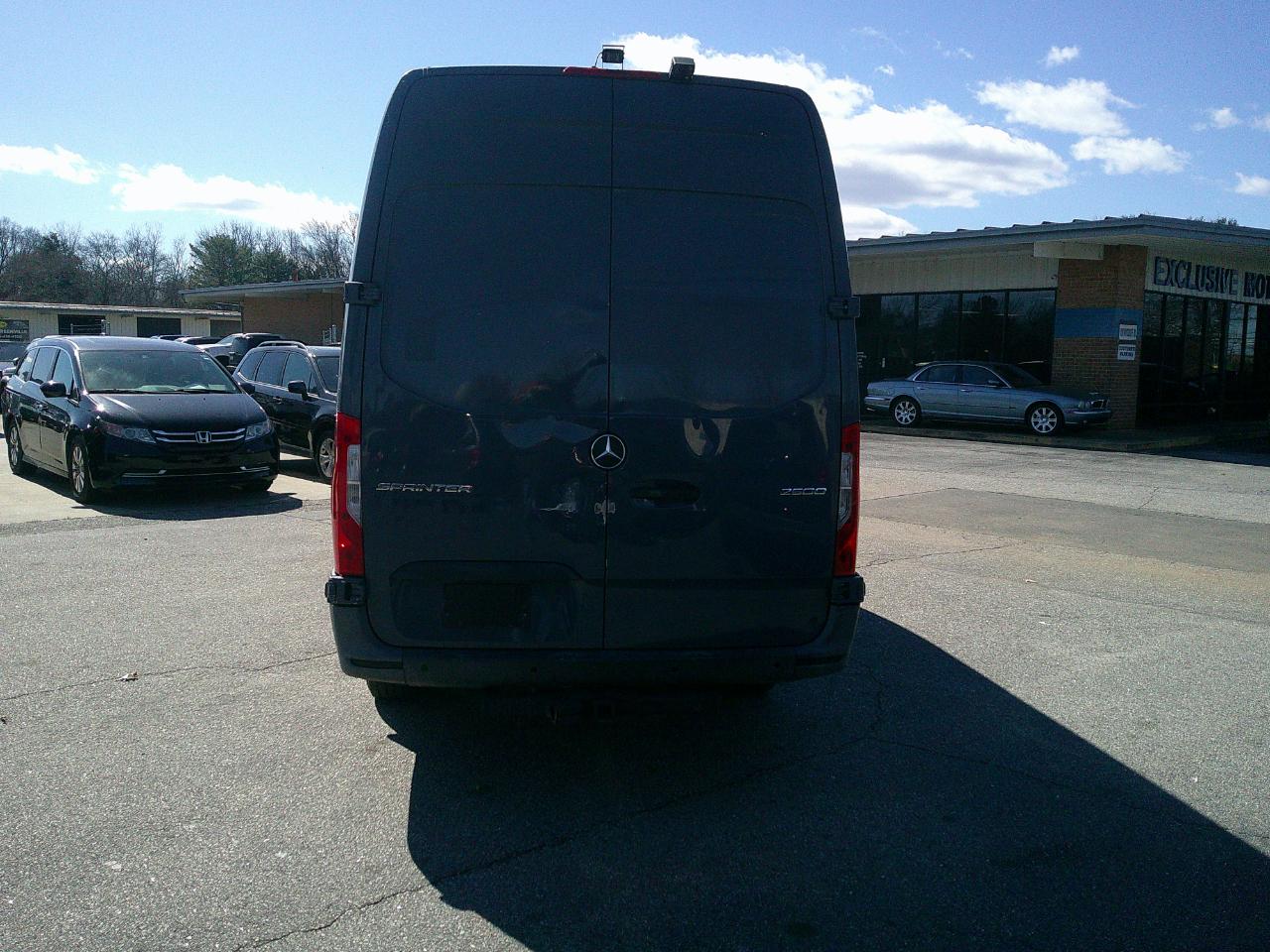 Mercedes-Benz Sprinter Van 2500 High Roof V6 170" RWD 2019