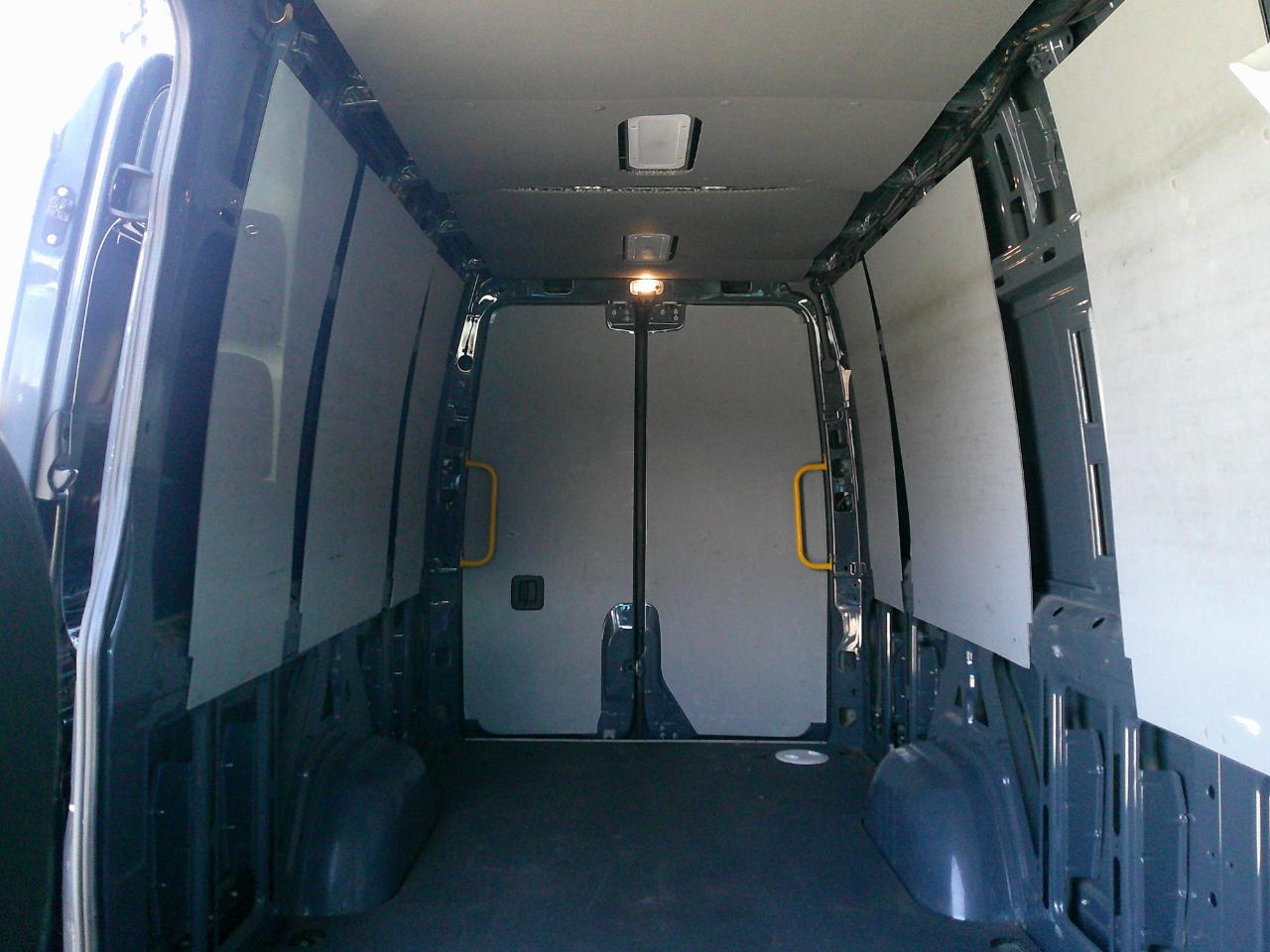 Mercedes-Benz Sprinter Van 2500 High Roof V6 170" RWD 2019