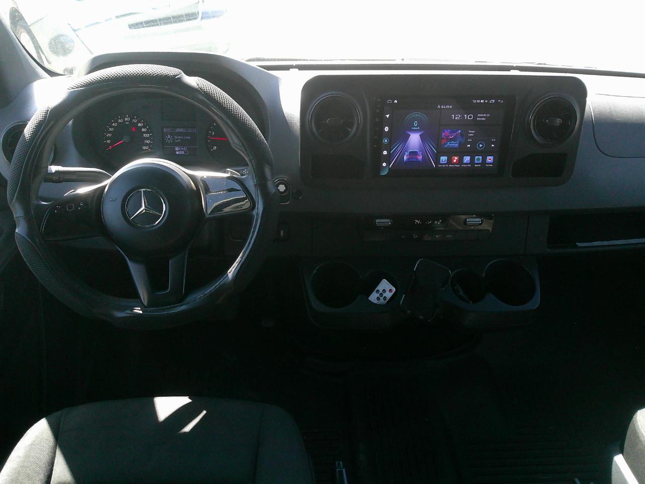 Mercedes-Benz Sprinter Van 2500 High Roof V6 170" RWD 2019