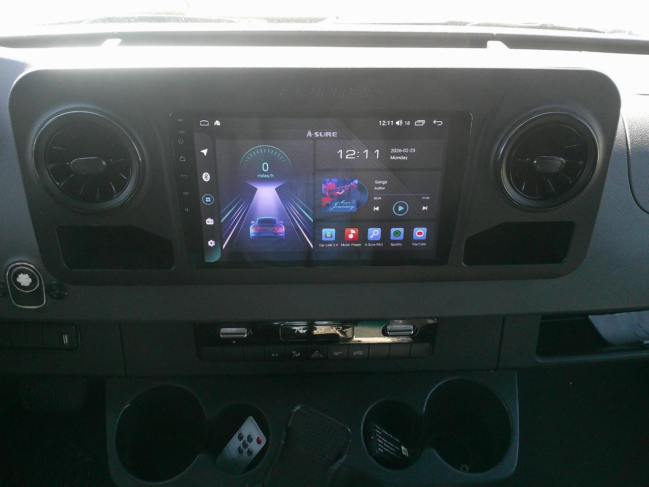 Mercedes-Benz Sprinter Van 2500 High Roof V6 170" RWD 2019