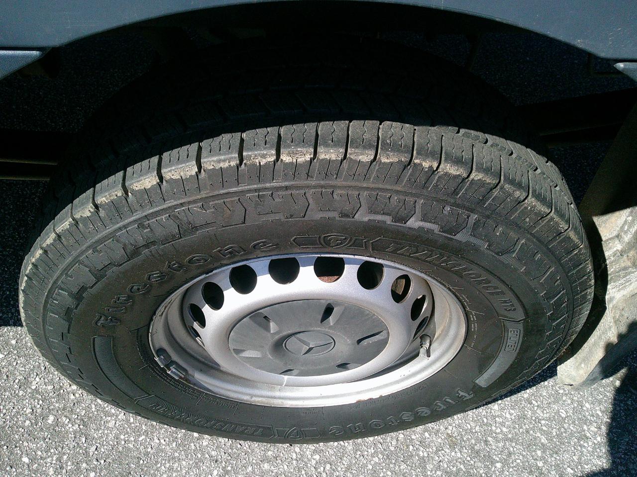 Mercedes-Benz Sprinter Van 2500 High Roof V6 170" RWD 2019