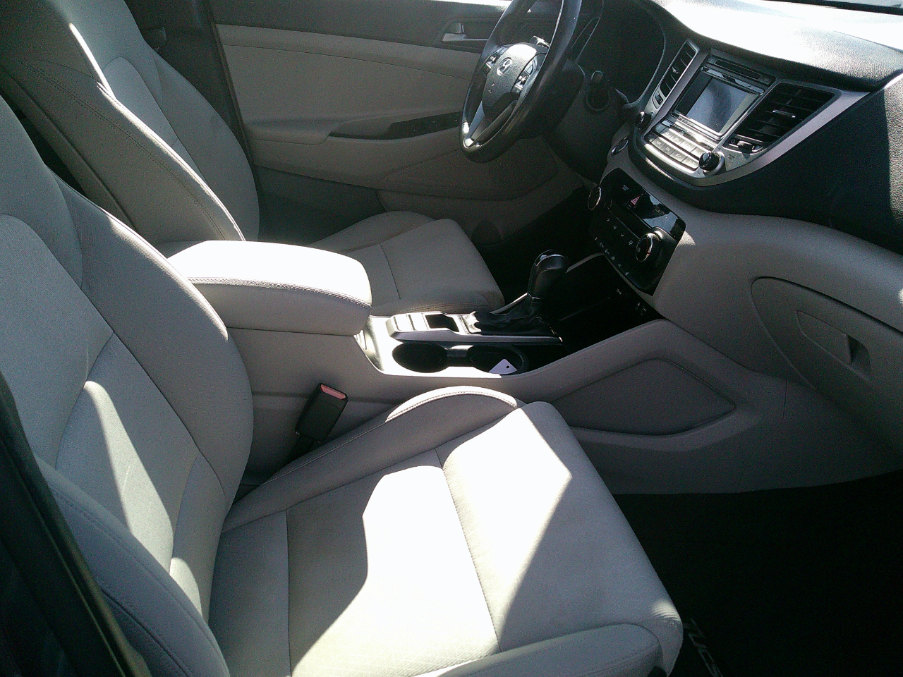 Hyundai Tucson FWD 4dr Sport 2016