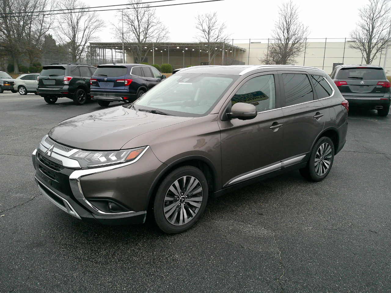 Mitsubishi Outlander SEL FWD 2020