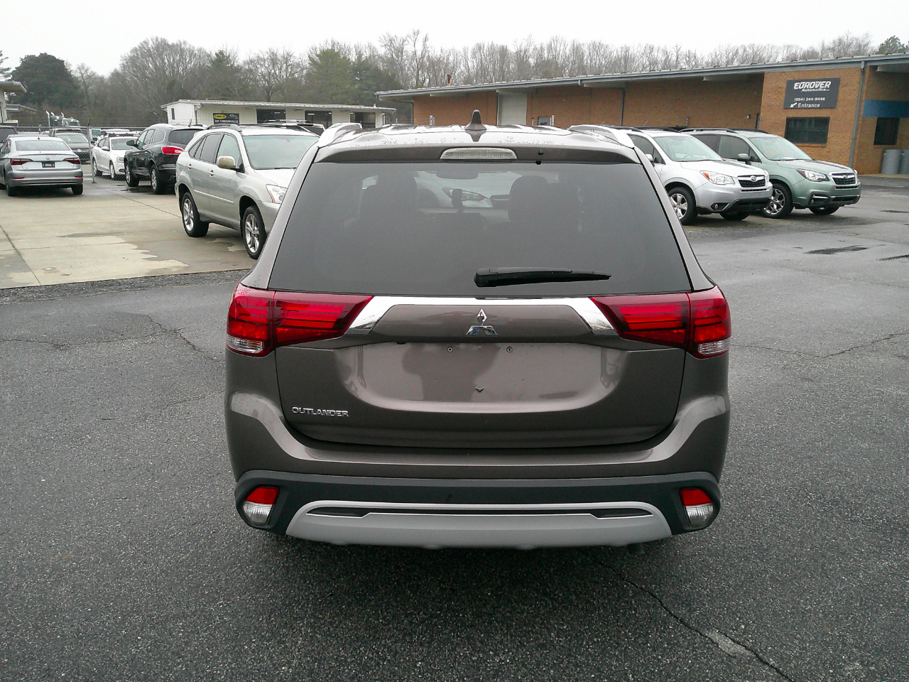 Mitsubishi Outlander SEL FWD 2020