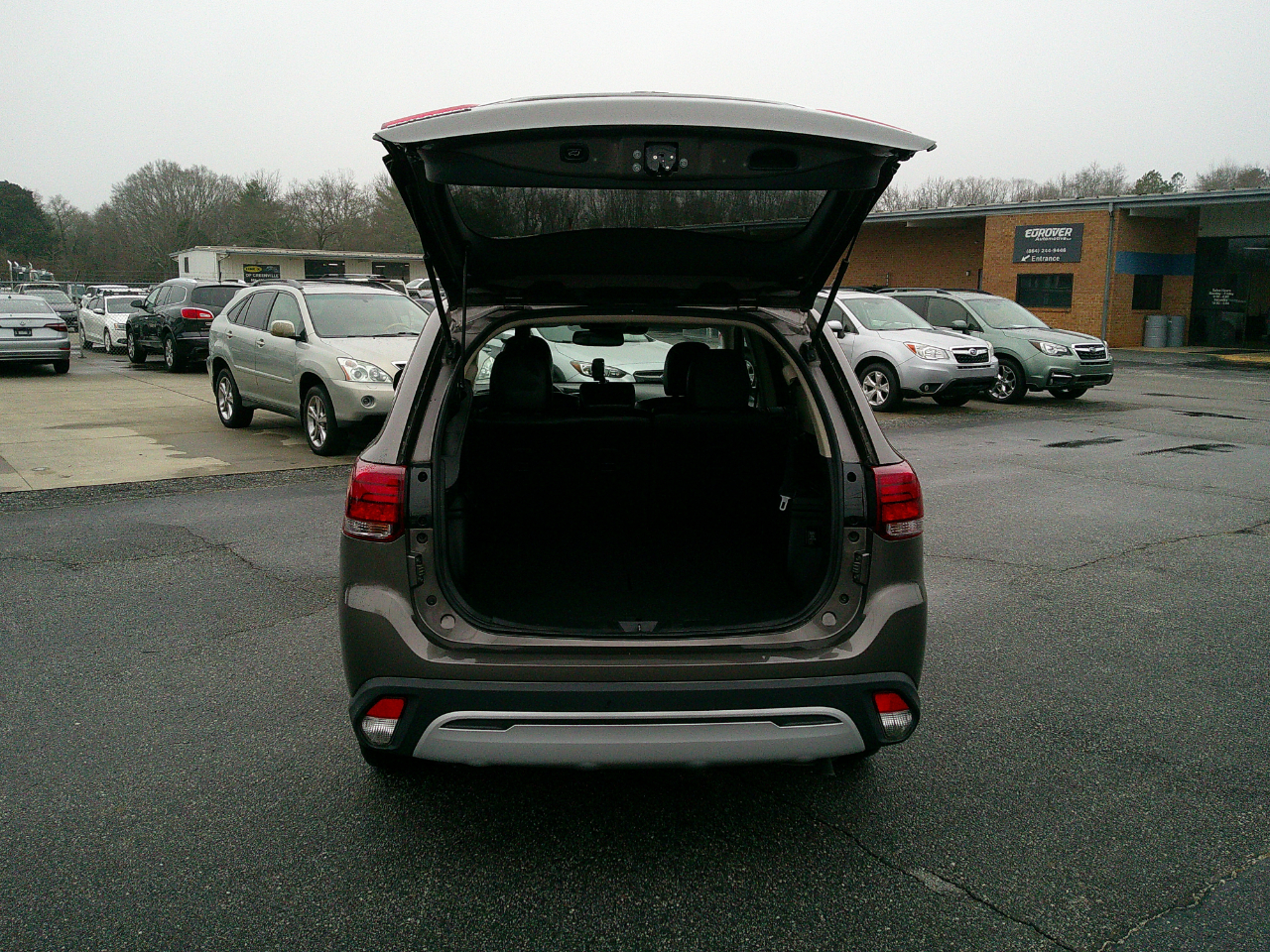 Mitsubishi Outlander SEL FWD 2020