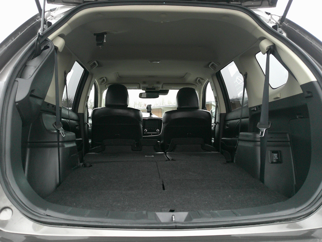 Mitsubishi Outlander SEL FWD 2020