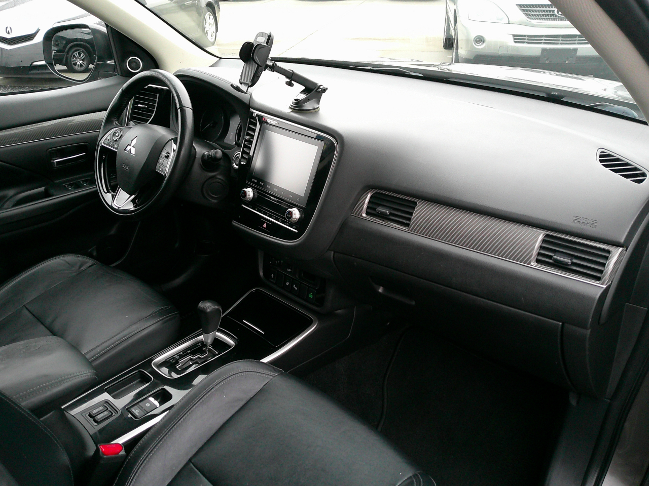 Mitsubishi Outlander SEL FWD 2020