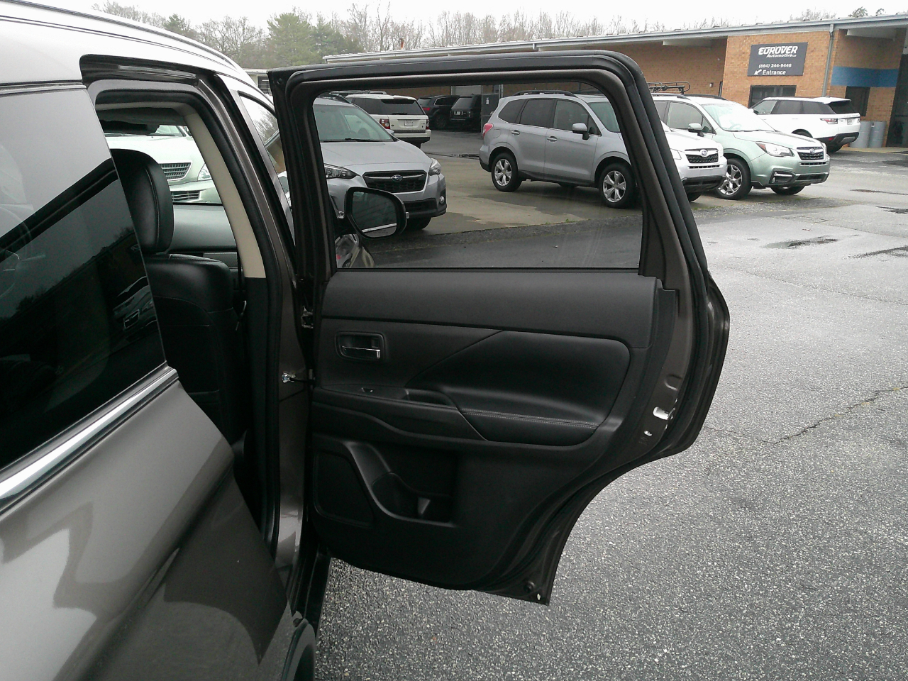 Mitsubishi Outlander SEL FWD 2020