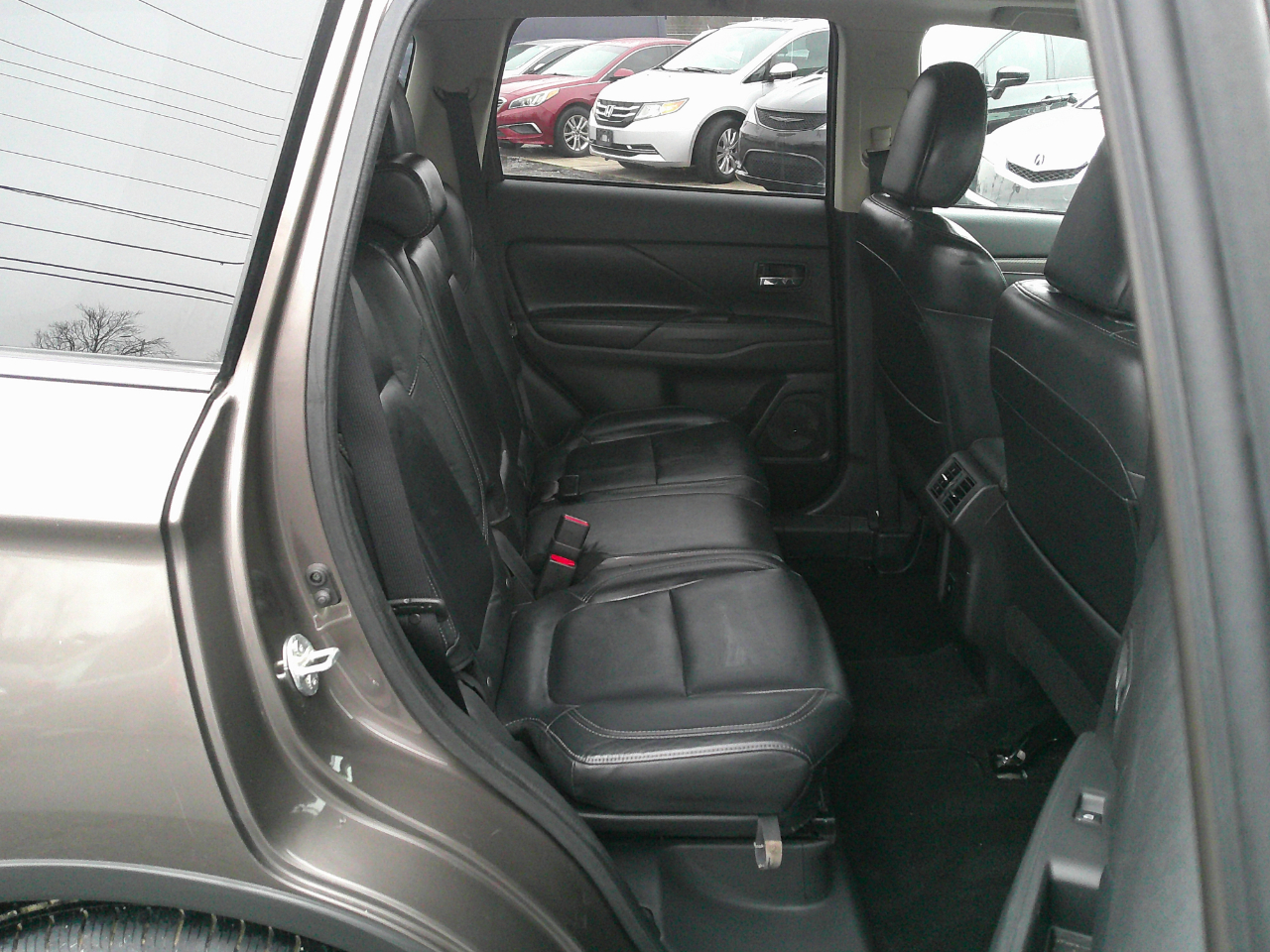 Mitsubishi Outlander SEL FWD 2020