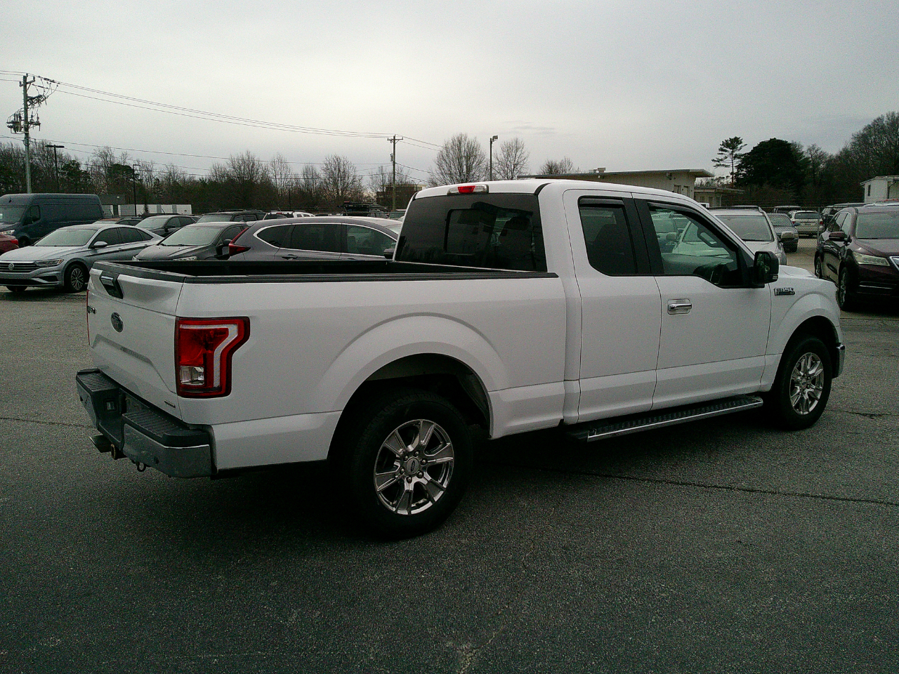 Ford F-150 2WD Supercab 163" XLT 2015