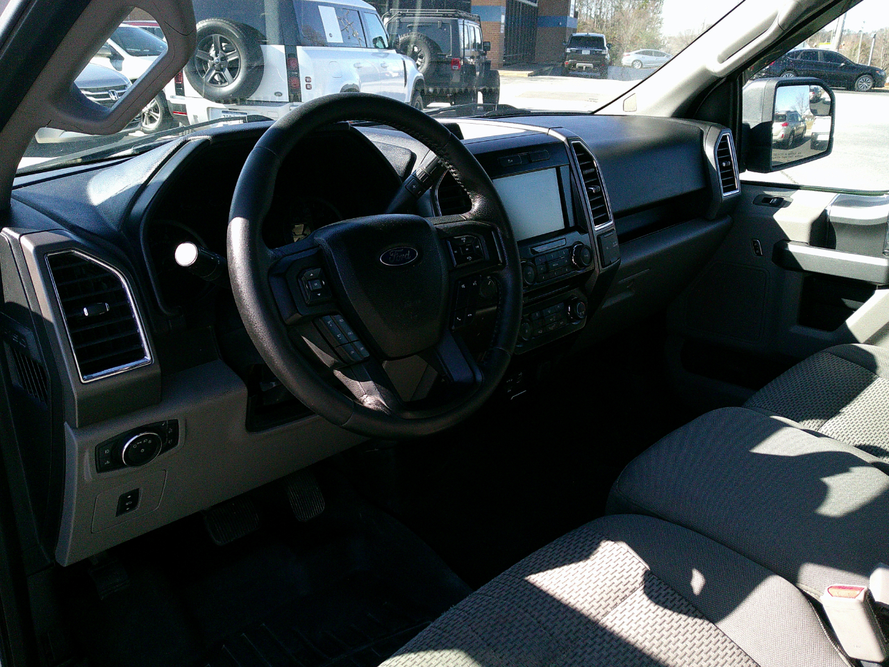 Ford F-150 2WD Supercab 163" XLT 2015