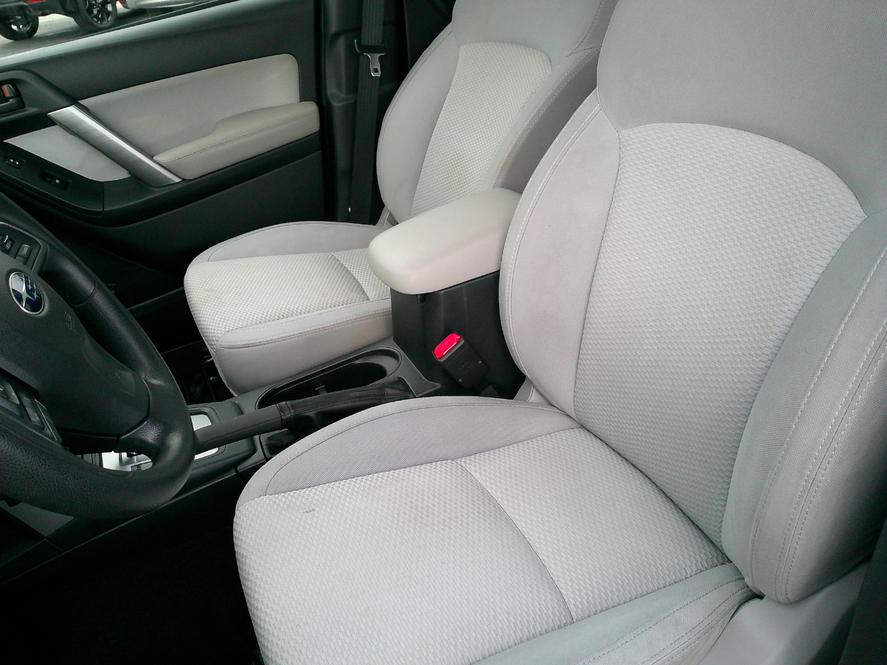 Subaru Forester 4dr CVT 2.5i Premium PZEV 2016