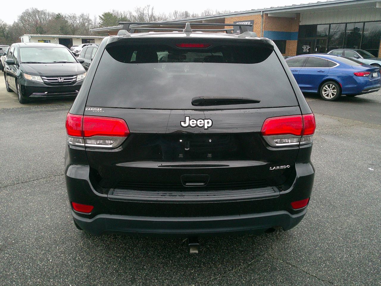 Jeep Grand Cherokee RWD 4dr Laredo 2015