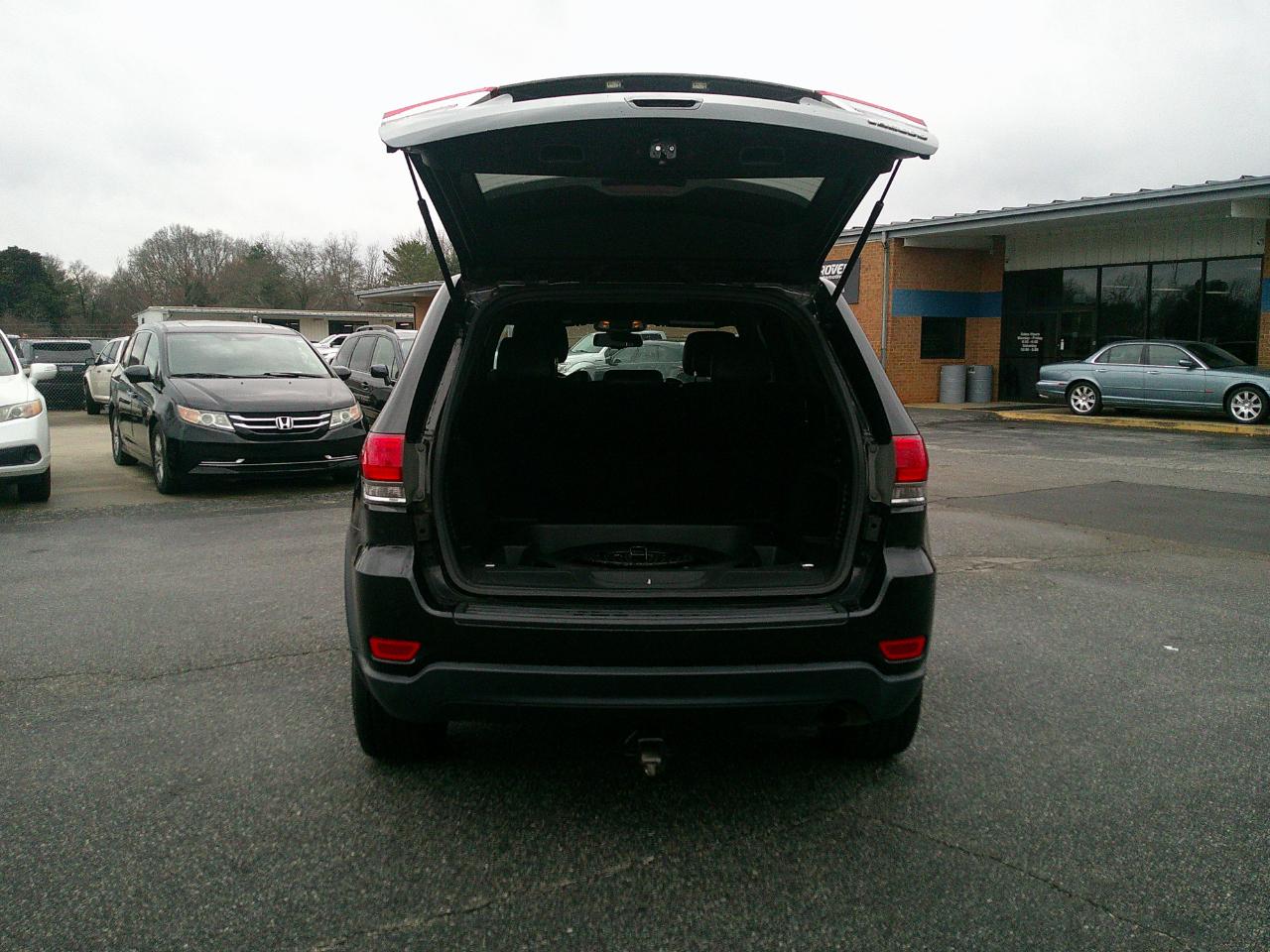 Jeep Grand Cherokee RWD 4dr Laredo 2015