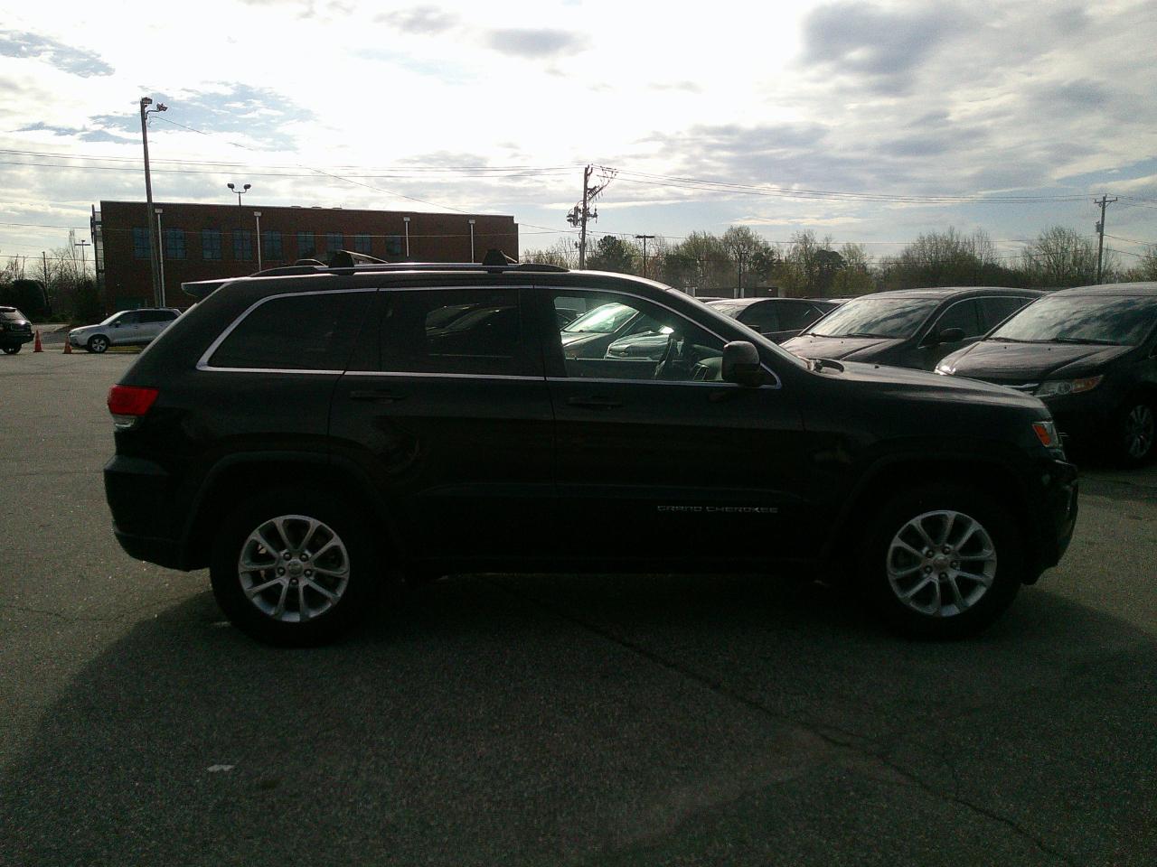Jeep Grand Cherokee RWD 4dr Laredo 2015
