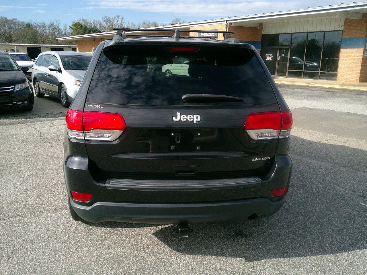 Jeep Grand Cherokee RWD 4dr Laredo 2015
