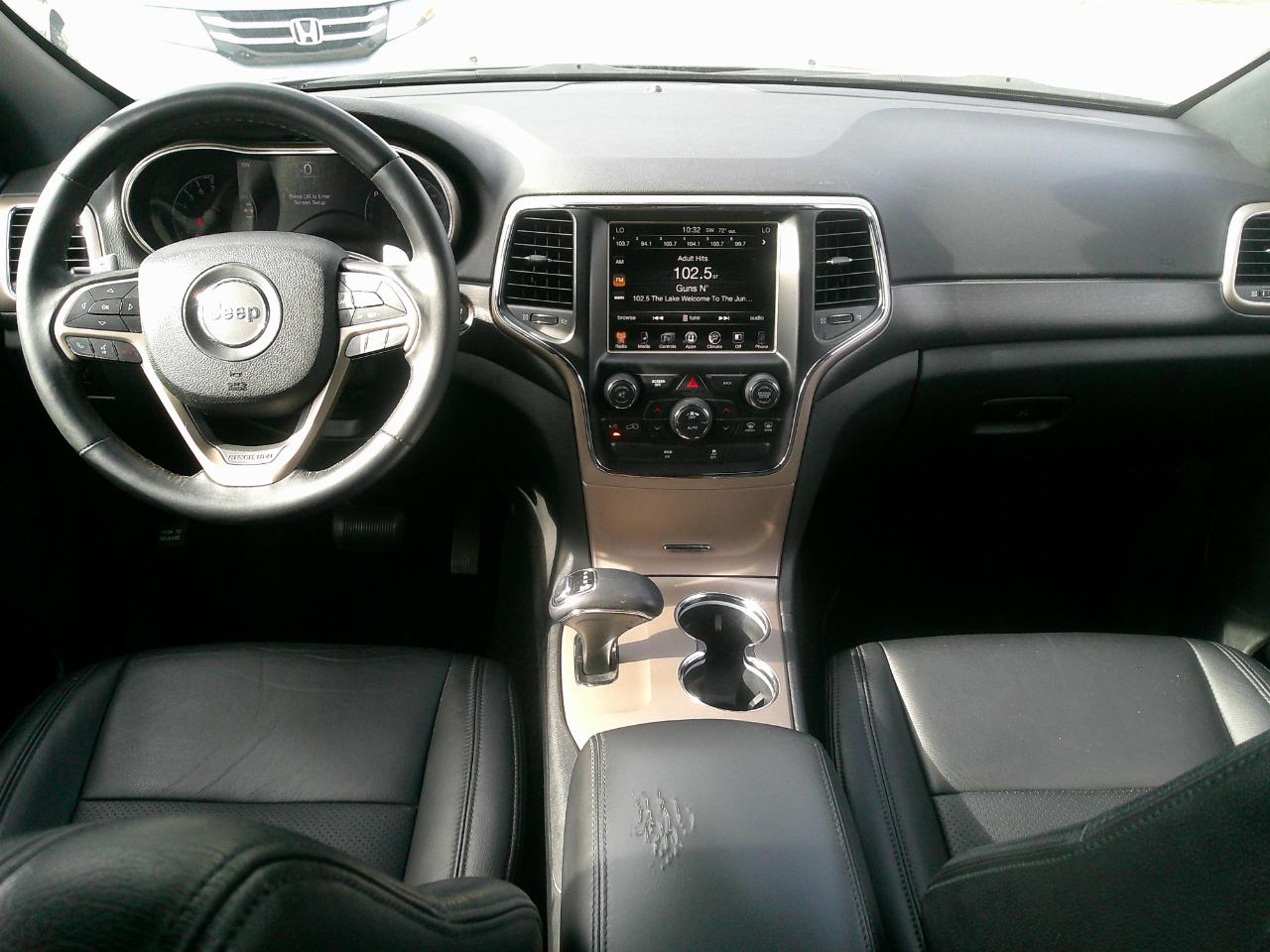 Jeep Grand Cherokee RWD 4dr Laredo 2015