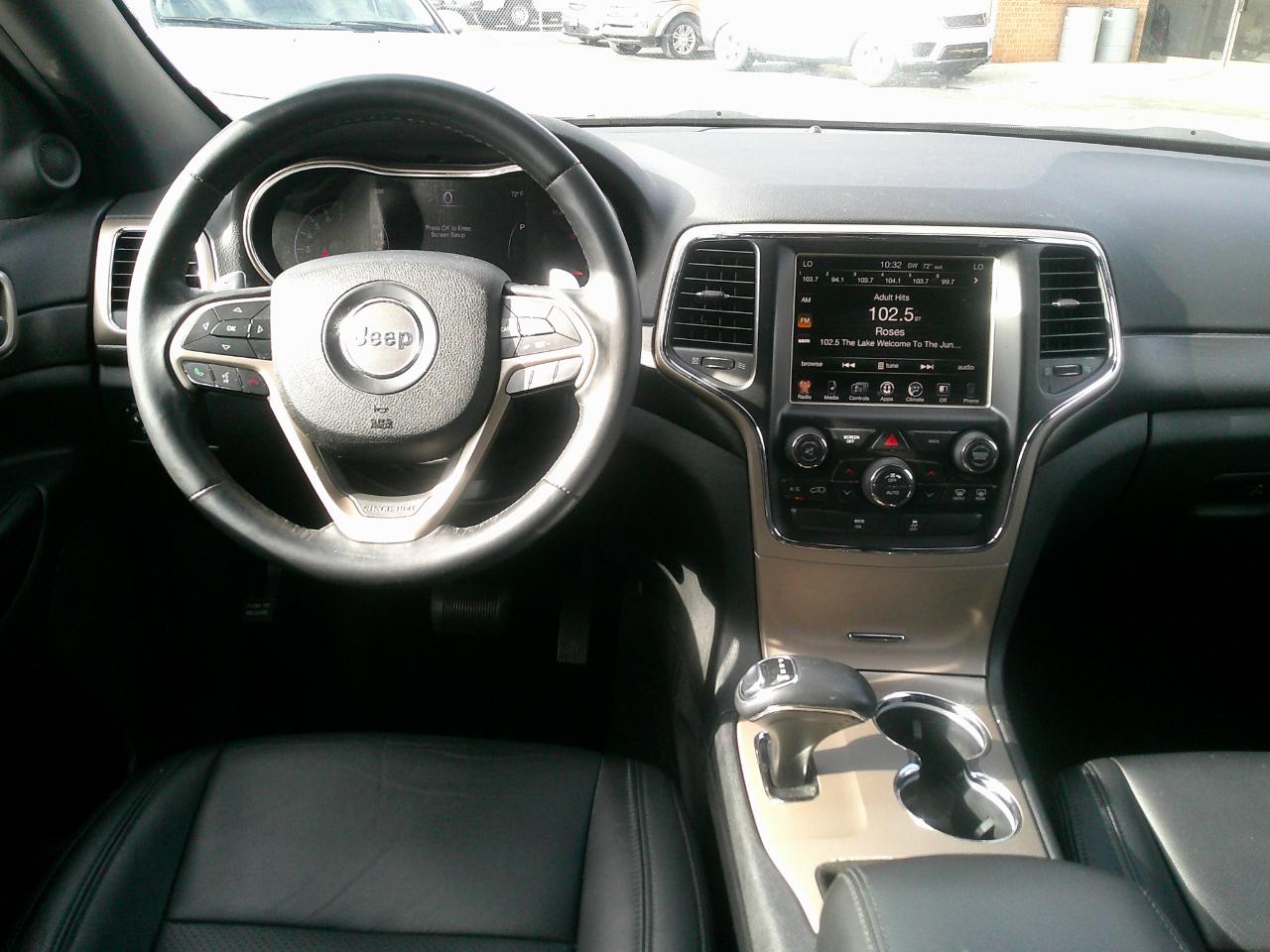 Jeep Grand Cherokee RWD 4dr Laredo 2015