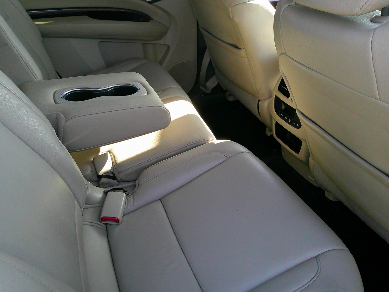 Acura MDX SH-AWD 4dr Tech Pkg 2014