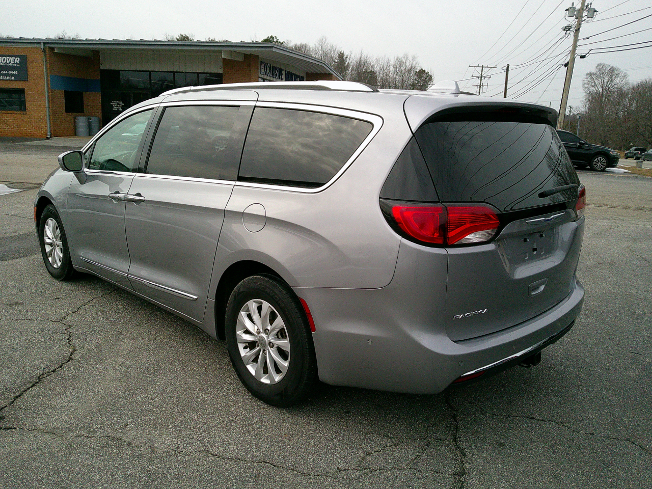 Chrysler Pacifica Touring L Plus FWD 2018