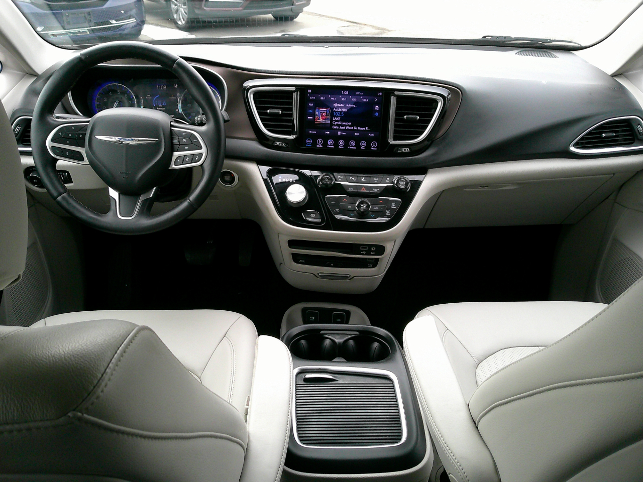 Chrysler Pacifica Touring L Plus FWD 2018