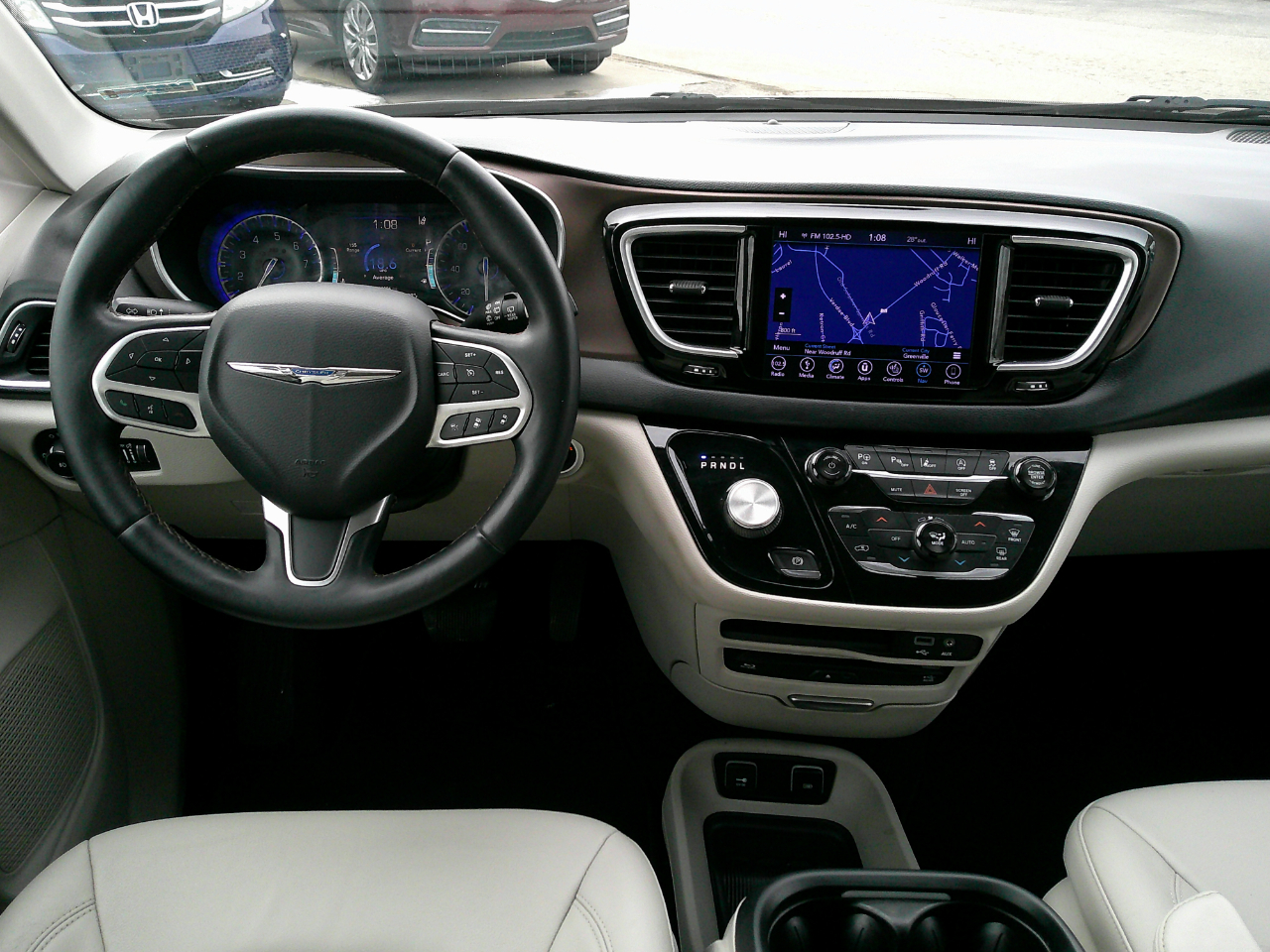 Chrysler Pacifica Touring L Plus FWD 2018