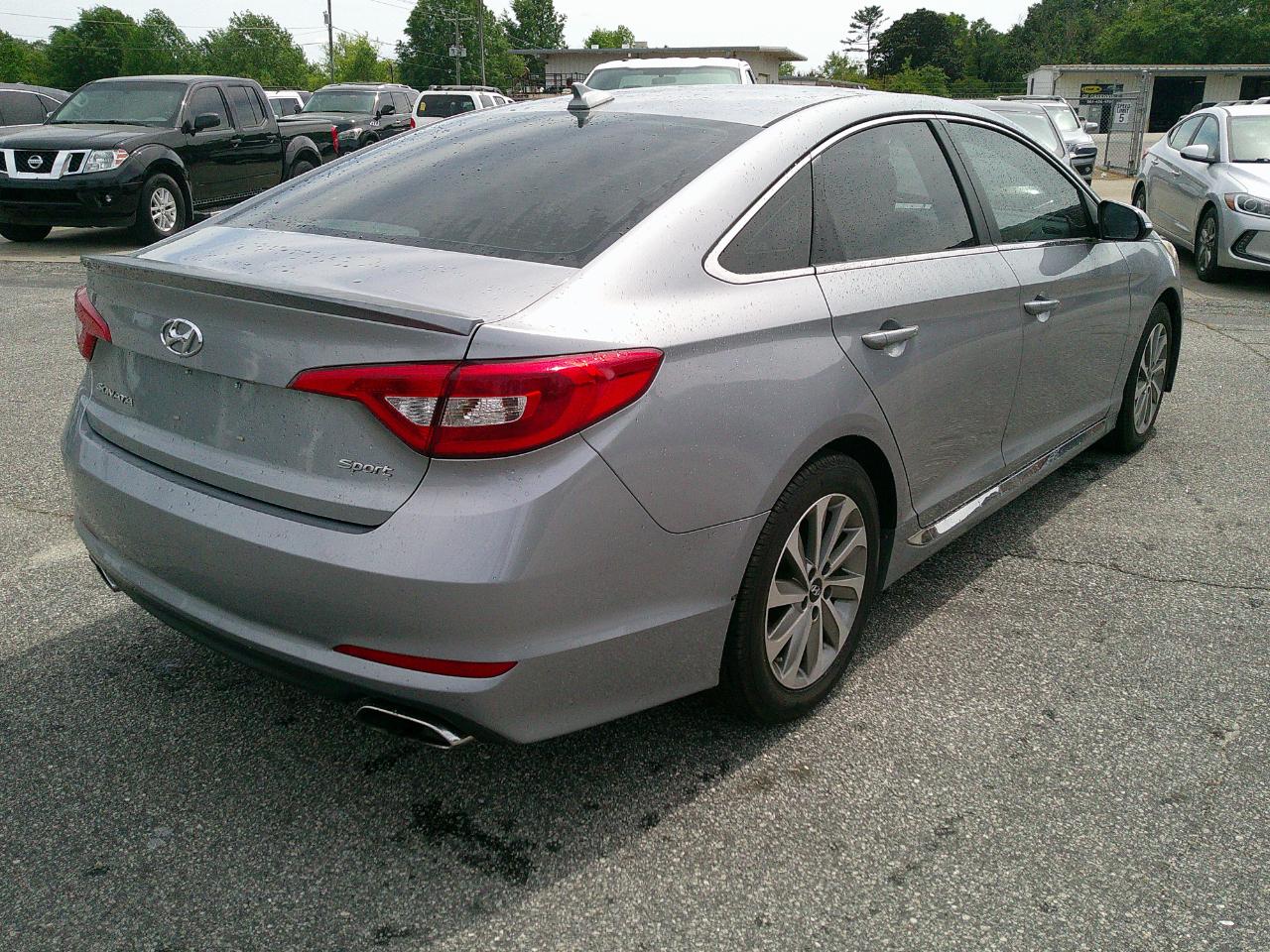 Hyundai Sonata Sport 2.4L 2017