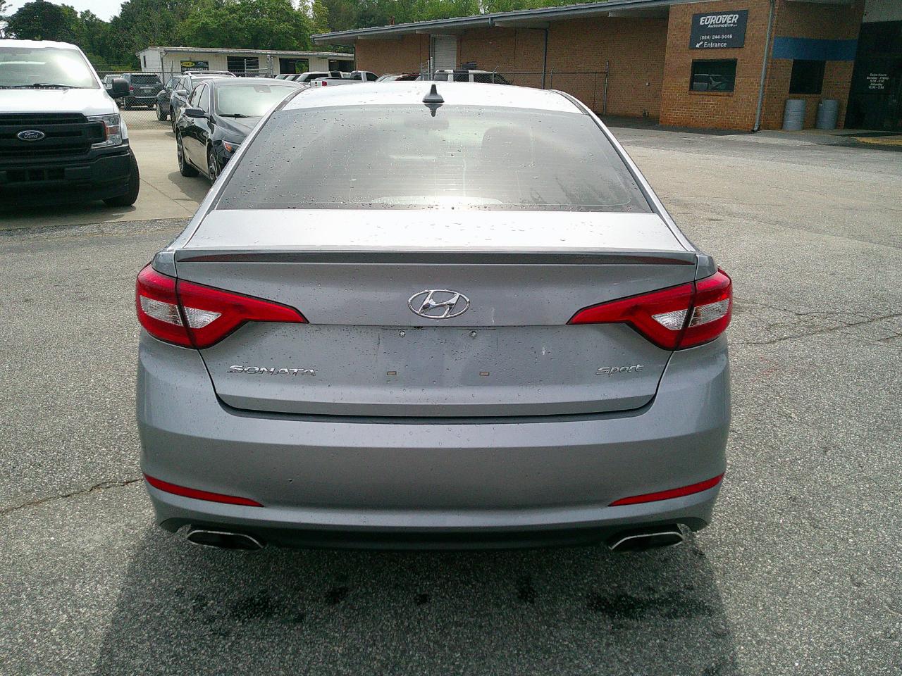 Hyundai Sonata Sport 2.4L 2017