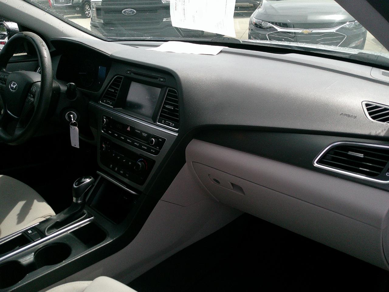 Hyundai Sonata Sport 2.4L 2017