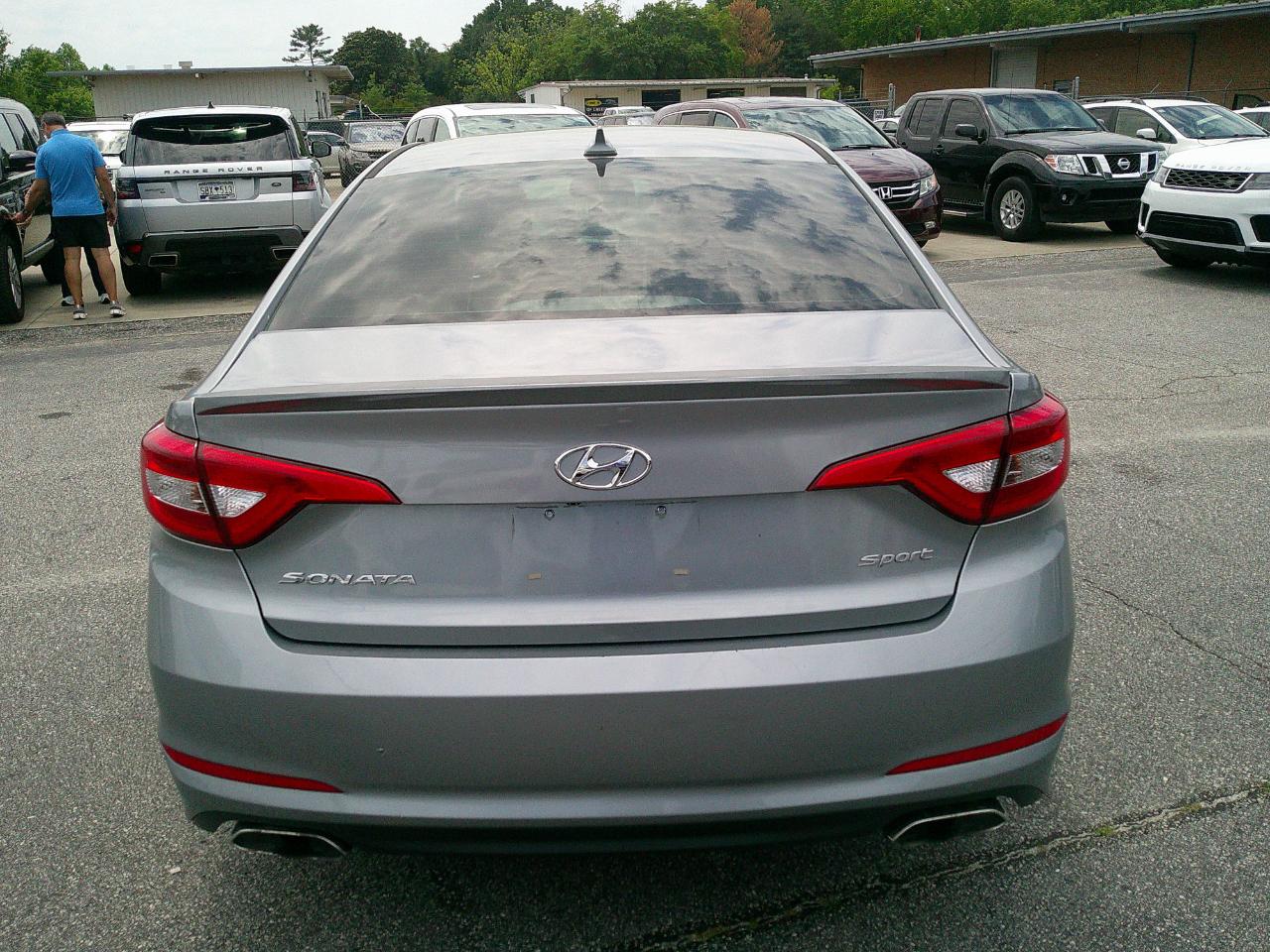 Hyundai Sonata Sport 2.4L 2017