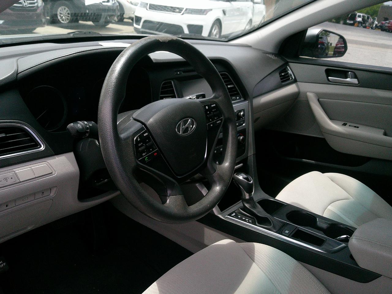 Hyundai Sonata Sport 2.4L 2017