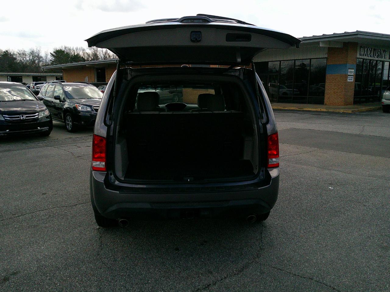 Honda Pilot 2WD 4dr SE 2015